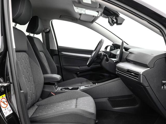 Volkswagen GOLF Life Edition 1.5 eHybrid 204 PK 6 versn. DSG · Achteruitrijcamera · Draadloze telefoonlader · Prijs is inclusief inruilpremie · MEGA SALE
