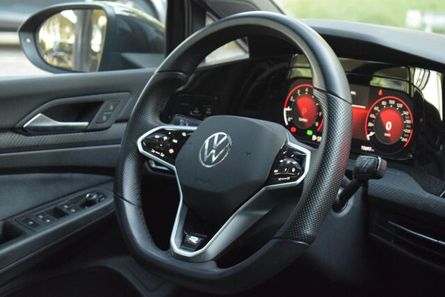 Volkswagen GOLF 1.5 eTSI R-Line DSG |NAVIGATIE|CARPLAY|ADAPTIVE|ST