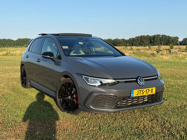 Volkswagen GOLF 1.4 eHybrid GTE / Panoramadak / Lederen Memory Seat / Stoelverwarming V+A / Head-Up Display / Achteruitrijcamera