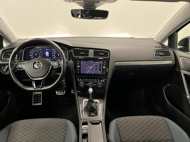 Volkswagen GOLF 1.5 TSI Highline / STOELVERW. / DSG AUTOMAAT / NAVI / TREKH. /
