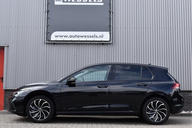 Volkswagen GOLF 1.0 TSI Life Business Massage+Memory, Head-up, Adaptive cruise, Camera, Stoel/stuurverwarming