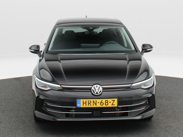 Volkswagen GOLF 1.5 eHybrid 204 Pk Automaat Style Edition | Stoel/ Stuur Verwarming | Camera | Trekhaak | Full LED | Navigatie | Carplay | 18 Inch | 27.493 Km !!