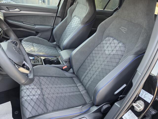 Volkswagen GOLF 1.5 eTSI R-Line Edition |Black Style|Matrix|BTW|