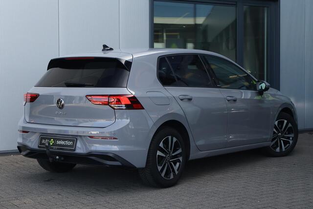 Volkswagen GOLF 1.5 TSI / LED / Adaptive cruise
