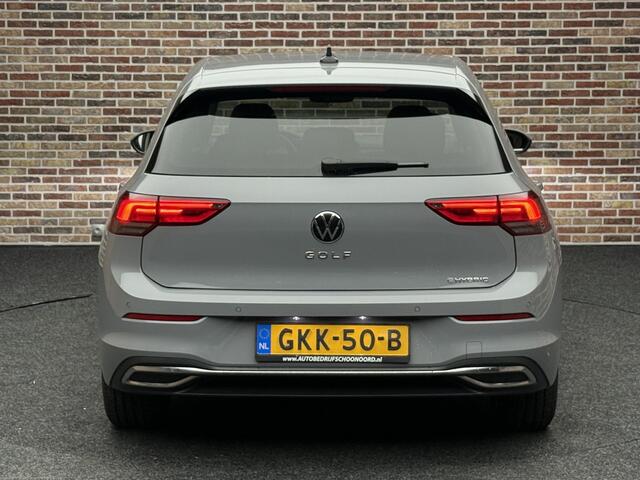 Volkswagen GOLF 1.4 eHybrid Style | Wit interieur | ErgoActive | Stuurverwarming | Stoelverwarming |