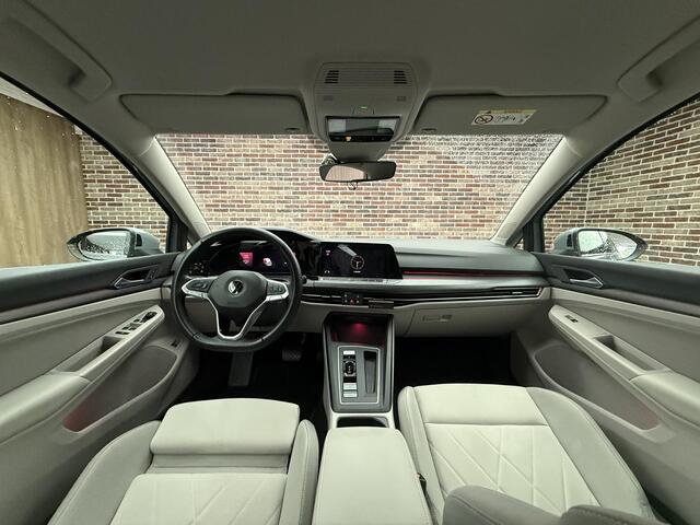 Volkswagen GOLF 1.4 eHybrid Style | Wit interieur | ErgoActive | Stuurverwarming | Stoelverwarming |