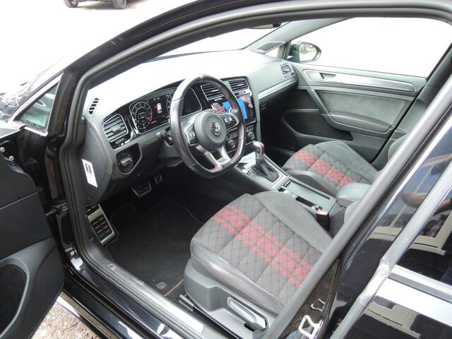 Volkswagen GOLF 2.0 TSI GTI TCR Akra Pano Dyna Camera Acc Lane Blis