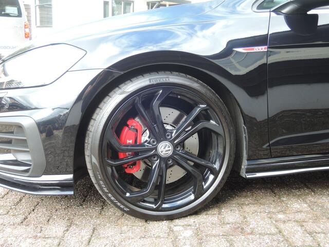 Volkswagen GOLF 2.0 TSI GTI TCR Akra Pano Dyna Camera Acc Lane Blis