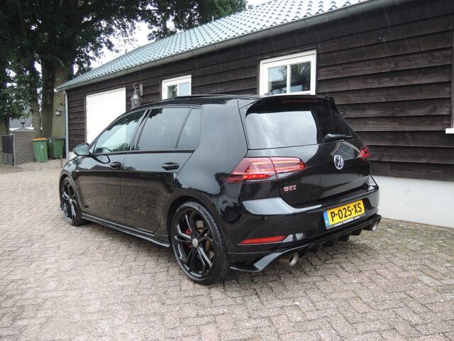Volkswagen GOLF 2.0 TSI GTI TCR Akra Pano Dyna Camera Acc Lane Blis