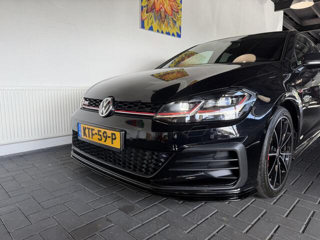 Volkswagen GOLF 2.0 TSI GTI TCR DCC/ACC/PANO/DYNAUDIO/CAMERA/DEALER ONDERHOUDEN!
