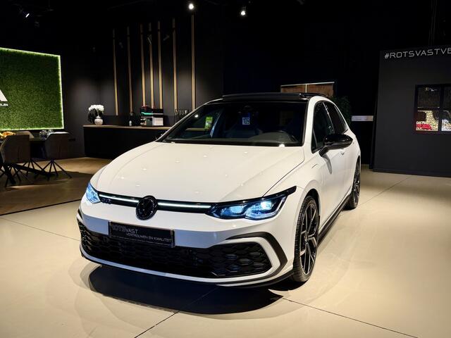 Volkswagen GOLF 1.4 eHybrid GTE Pano|Camera|Keyles|Nav|Trekhaak|IQ