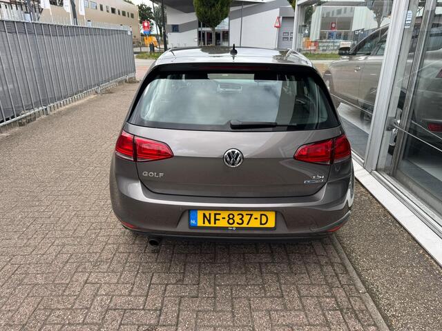 Volkswagen GOLF 1.0 TSI Comfortline | 3e eigenaar | Navigatie | Airco | Elektrische ramen | APK tot 24-01-2027 | NAP |