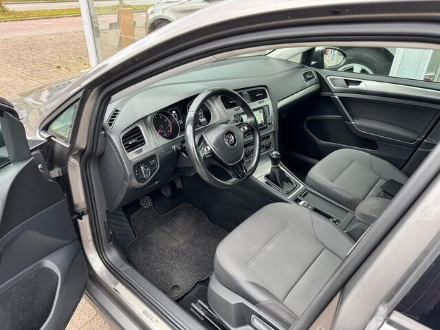 Volkswagen GOLF 1.0 TSI Comfortline | 3e eigenaar | Navigatie | Airco | Elektrische ramen | APK tot 24-01-2027 | NAP |