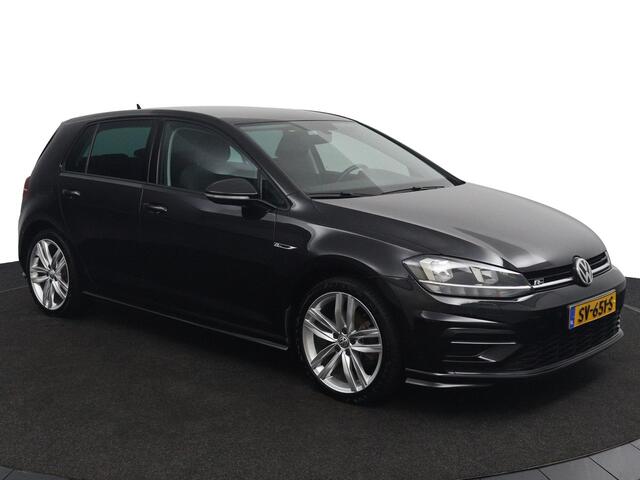 Volkswagen GOLF 1.5 TSI Highline Business R