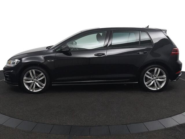 Volkswagen GOLF 1.5 TSI Highline Business R