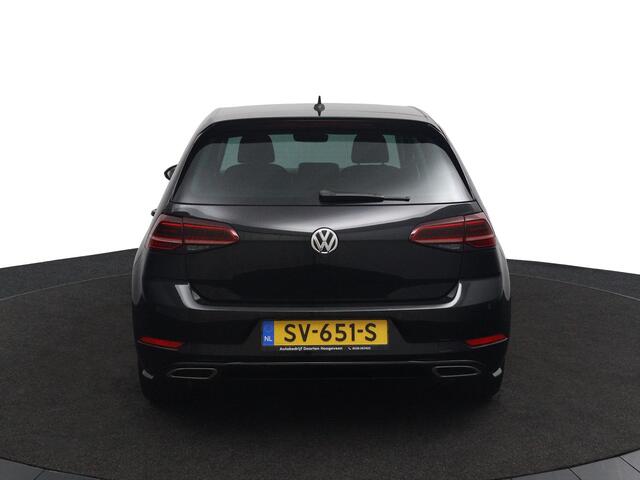 Volkswagen GOLF 1.5 TSI Highline Business R