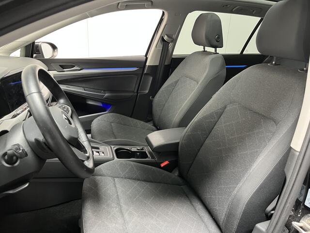 Volkswagen GOLF Variant 1.0 eTSI Life / AUTOMAAT/ PANO/ TREKHAAK/ ACC/ PARK.SENSOREN V+A/ APP-CONNECT/ STUUR+STOELVERWARM./ DODEHOEK/ KEYLESS/ DIGITAL DASH/ NAVI/ DAB/ CLIMA