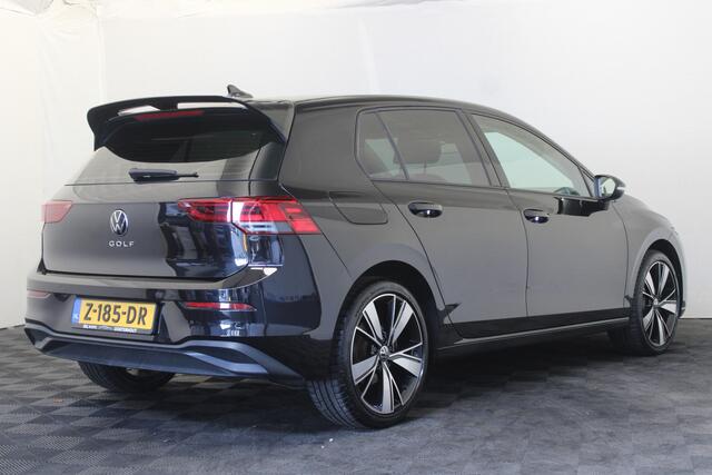 Volkswagen GOLF 1.5 eTSI Style