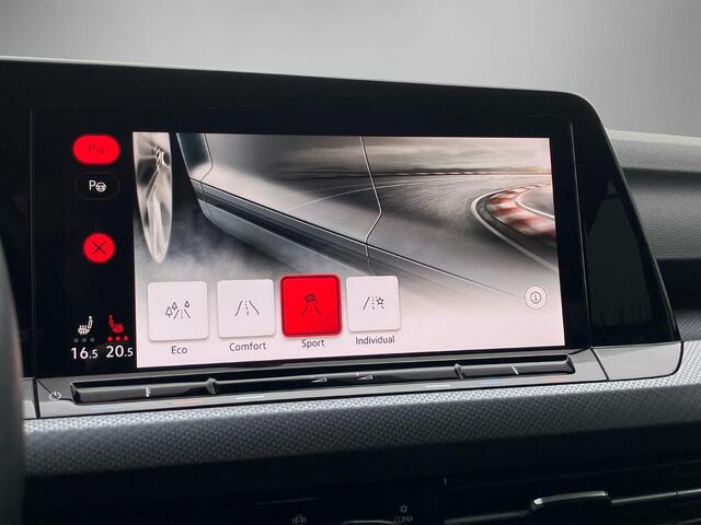Volkswagen GOLF 1.5TSI/150PK Active · Navigatie · Camera + Parkeersensoren · Apple Carplay/Android Auto · Garantie t/m 08-12-2027 of 100.000km