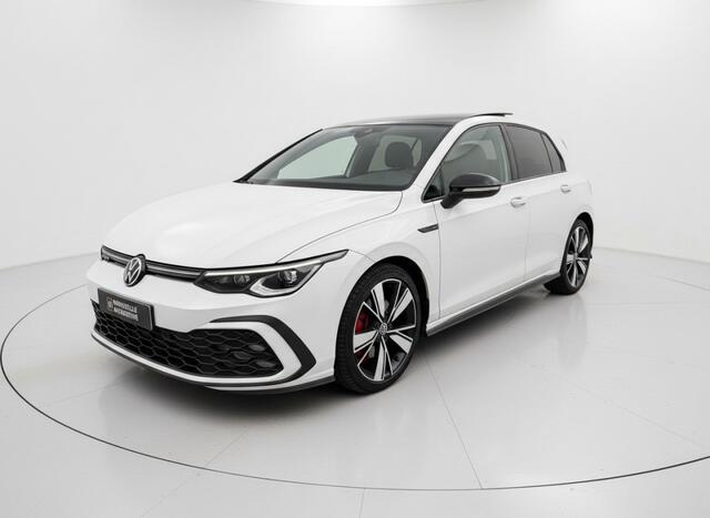 Volkswagen GOLF 2.0 TDI GTD. PANO, CARPLAY, ACC.
