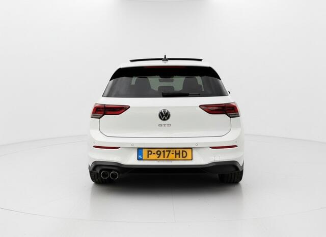 Volkswagen GOLF 2.0 TDI GTD. PANO, CARPLAY, ACC.