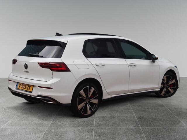 Volkswagen GOLF GTE 1.4 eHybrid 245pk DSG | NAVI | SCHUIF/KANTELDAK | TREKHAAK | CLIMA | CAMERA |