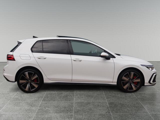 Volkswagen GOLF GTE 1.4 eHybrid 245pk DSG | NAVI | SCHUIF/KANTELDAK | TREKHAAK | CLIMA | CAMERA |
