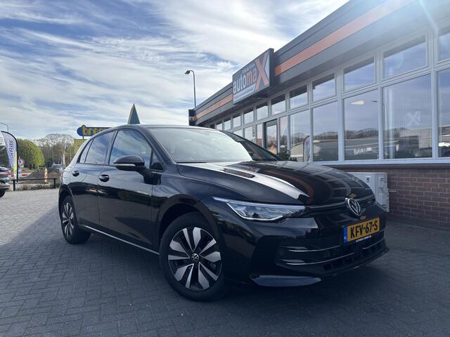 Volkswagen GOLF 1.5 eTSI Oranje Edition Carplay - Stuur en Stoelverwarming - Full Options -