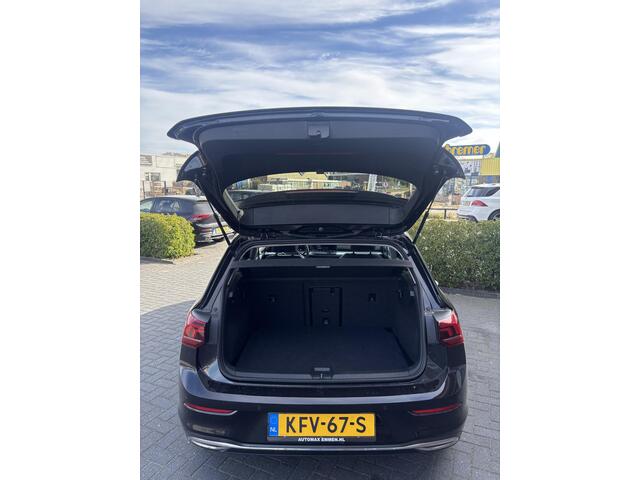 Volkswagen GOLF 1.5 eTSI Oranje Edition Carplay - Stuur en Stoelverwarming - Full Options -