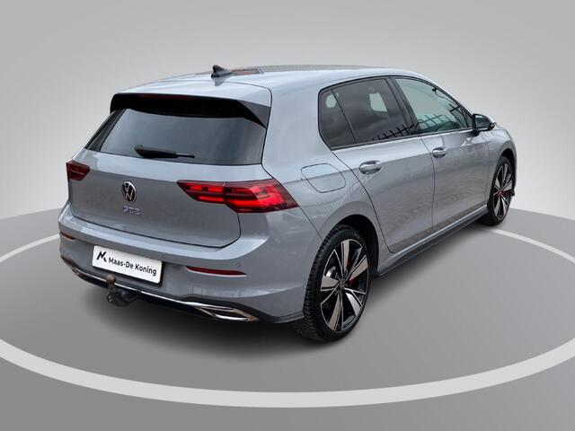 Volkswagen GOLF 1.4 eHybrid 245pk GTE · Navigatie · Camera + Parkeersensoren · Stoel- & stuurverwarming · Apple/Android Car Play · Trekhaak ·