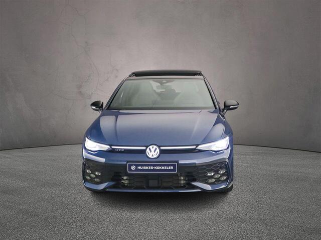 Volkswagen GOLF GTE 1.5 TSI eHybrid 272pk DSG Automaat Trekhaak, Panoramadak, Lederen bekleding, Black Style, LED matrix koplampen, Adaptive cruise control