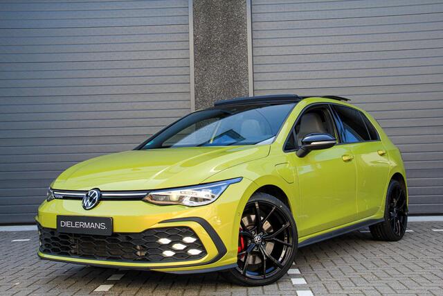 Volkswagen GOLF 1.4 eHybrid GTE | Pano | Vol Leder | Head up | IQ | Elektr. trekhaak | Black Style | 19' Estoril | LED verstralers onderbumper | Uniek > Letterlijk full option | Yellow metallic