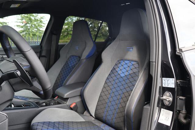 Volkswagen GOLF 2.0 TSI R 4Motion AKRAPOVIC | NÜRBURGRING | CAMERA | STOELVERWARMING | ACC | STUURVERWARMING |