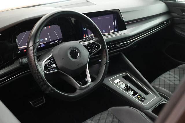 Volkswagen GOLF 1.5 eTSI 150pk DSG R-Line Business IQ Light Trekhaak Camera Keyless ACC Navigatie