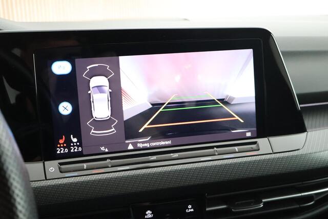 Volkswagen GOLF 1.5 eTSI 150pk DSG R-Line Business IQ Light Trekhaak Camera Keyless ACC Navigatie