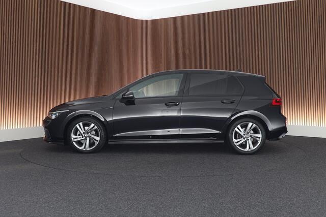 Volkswagen GOLF 1.5 eTSI 150pk DSG R-Line Business IQ Light Trekhaak Camera Keyless ACC Navigatie