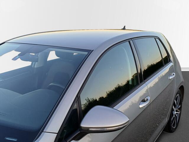Volkswagen GOLF 1.5 Highline /Lage km/Origin. NL/Dealer onderhouden/Digi Dash/