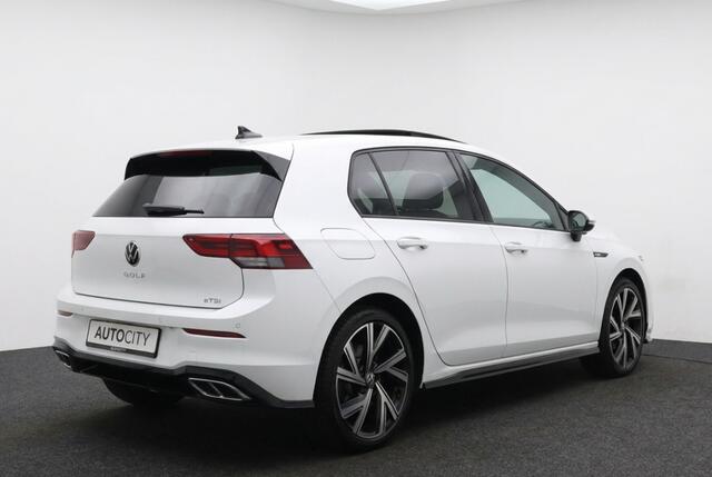 Volkswagen GOLF VIII Lim. R-Line 1.5 eTSI DSG Pano l Camera l Blindspot l VOL OPTIES