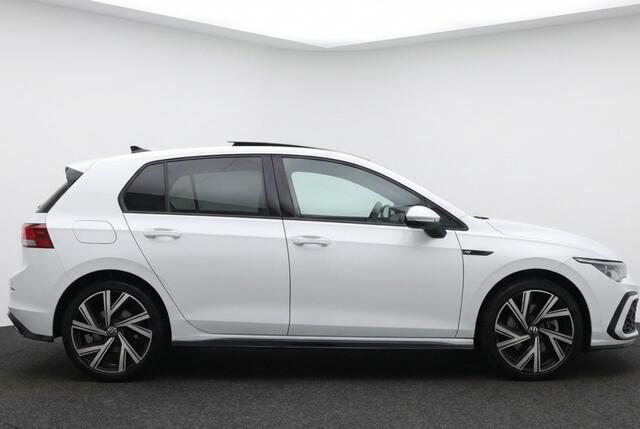 Volkswagen GOLF VIII Lim. R-Line 1.5 eTSI DSG Pano l Camera l Blindspot l VOL OPTIES