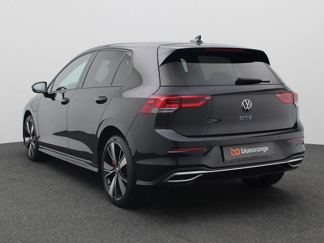 Volkswagen GOLF 1.4 eHybrid GTE 245PK DSG Achteruitrijcamera, Adaptieve Cruise Control, 18" LM Velgen, Navi, Stoel-stuurverwarming, Parkeersensoren voor en achter