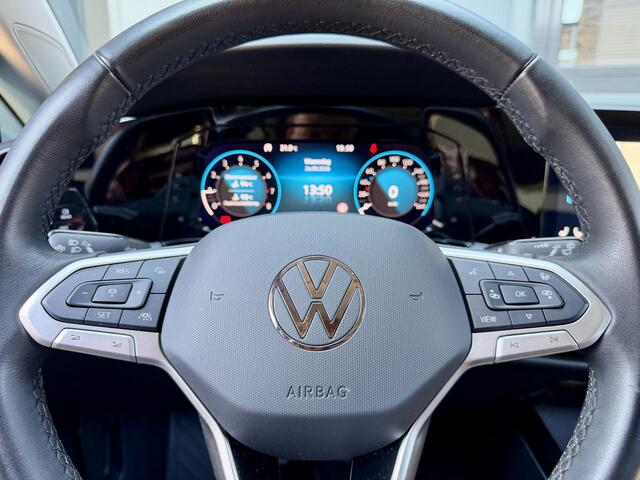 Volkswagen GOLF 1.5 TSI *Pure Grey* Massage Seat / Apple Carplay / IQ Light / Adapt. Cruise / Ambiance Light / Camera / 18"LMV