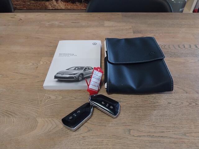 Volkswagen GOLF 1.4 eHybrid GTE VIRTUAL COCKPIT ADAPT CRUISE LED NAVI ECC AFNB TREKHAAK