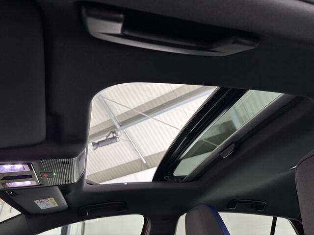 Volkswagen GOLF 1.5 eHybrid GTE | ELEK. TREKHAAK | SCHUIF-KANTEL | CARPLAY |