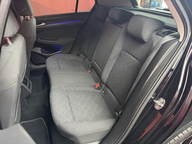 Volkswagen GOLF 1.0 eTSI Life | Sfeerverlichting | Automaat | ACC