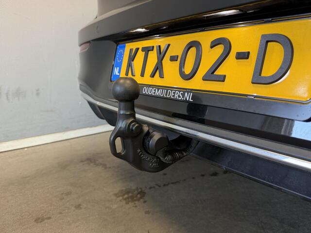 Volkswagen GOLF 1.5 eHybrid GTE | Trekhaak |Adaptive cruise | 360 | Head-up | Sfeer |Stoelverwarming | Carplay |