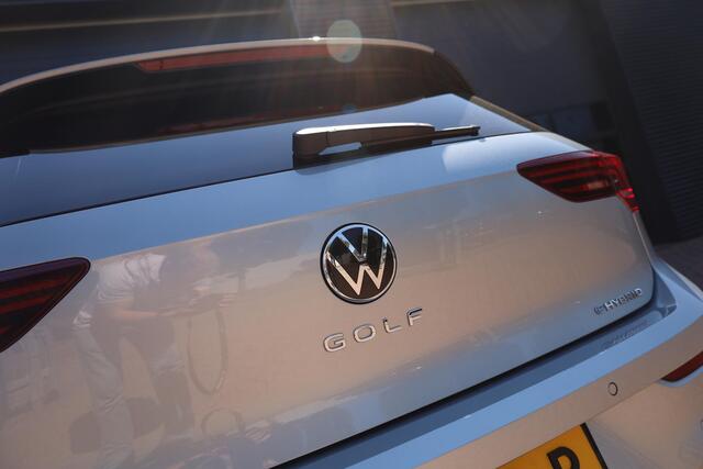 Volkswagen GOLF 1.5 eHybrid Style Edition
