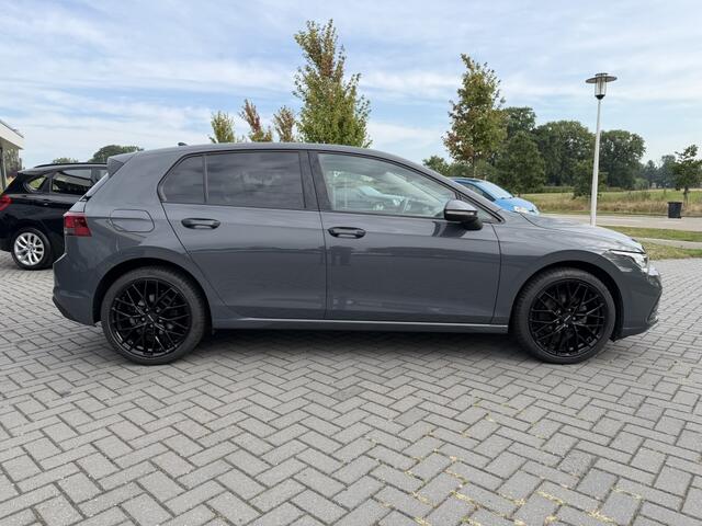 Volkswagen GOLF 1.5 TSI Life Bns