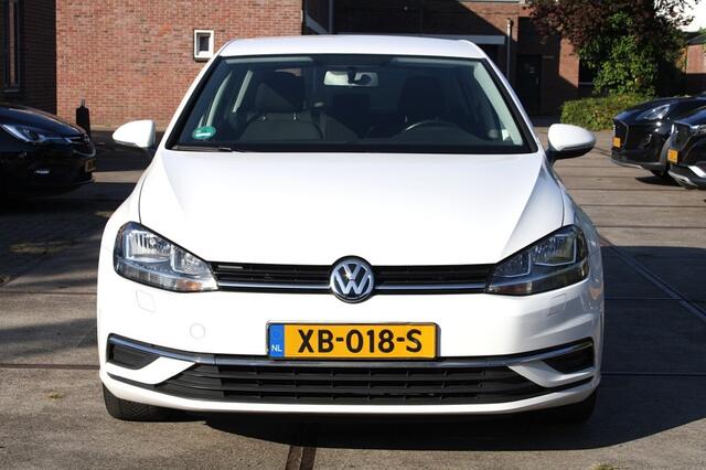 Volkswagen GOLF 1.0 TSI / DSG / Carplay / Cruise Cntrl.
