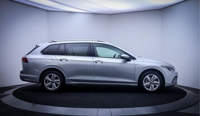 Volkswagen GOLF Variant 1.0 TSI LIFE EDITION FULL LED | CAMERA | STUUR+STOELVERW | APP CONNECT | NAVI | DAB | ACC | PDC V+A | LMV