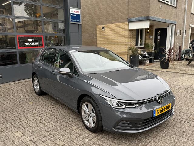 Volkswagen GOLF 1.0 TSI Life / Airco clima/ Navigatie/ Cruise/ Apple carplay/ PDC/ LED/ LMV/ Digitaal display